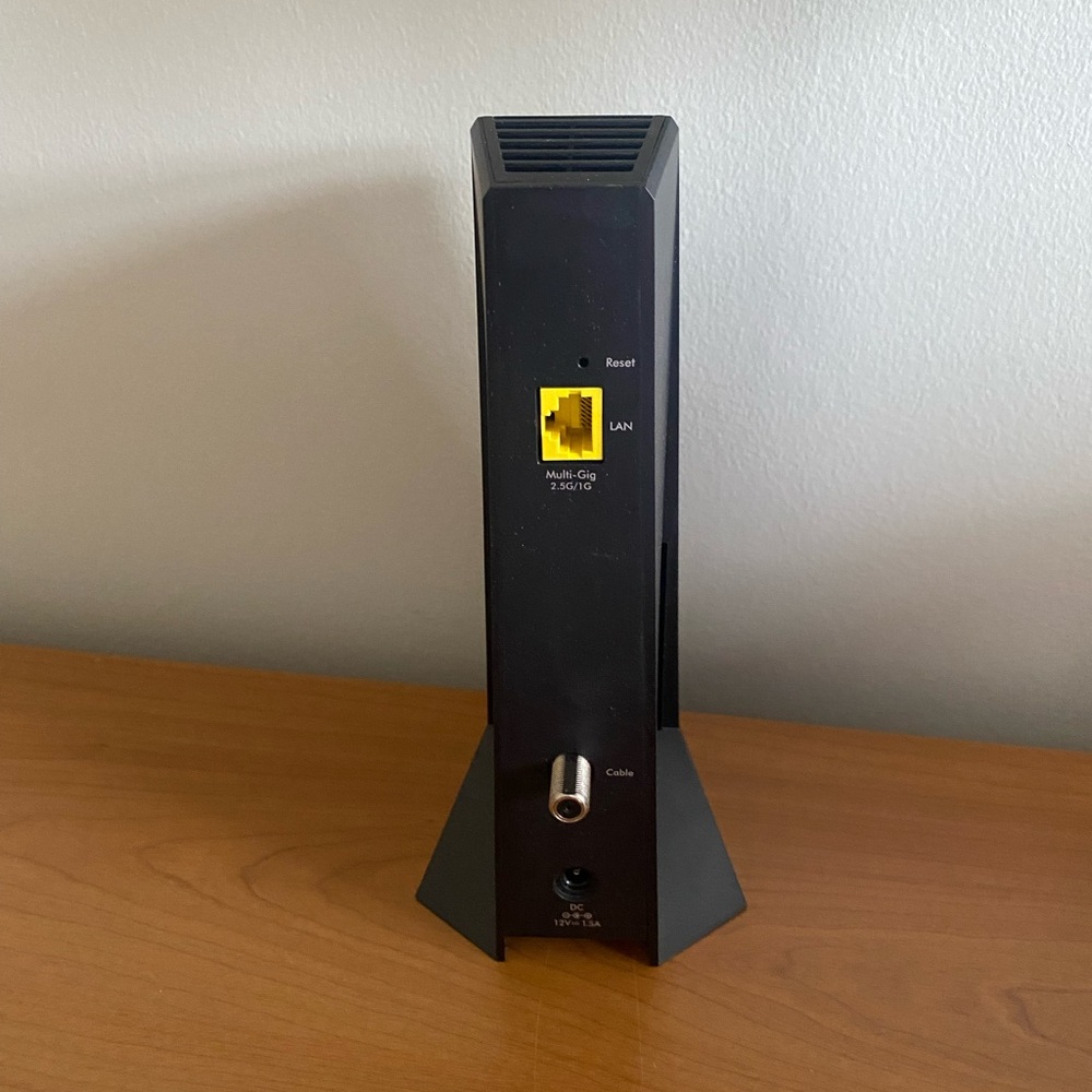 Nighthawk Multi-Gig 2.5Gbps Cable
Modem - Picture 2 of 3